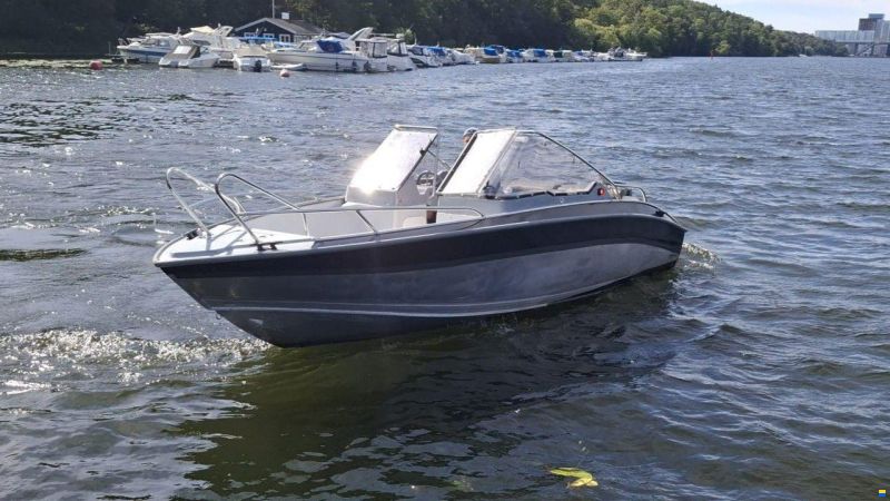 SilverYacht SHARK 580 BR