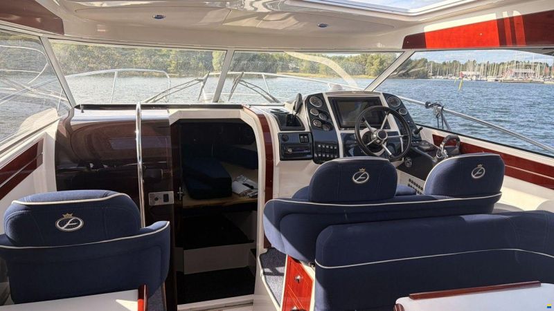 Aquador 28 HT