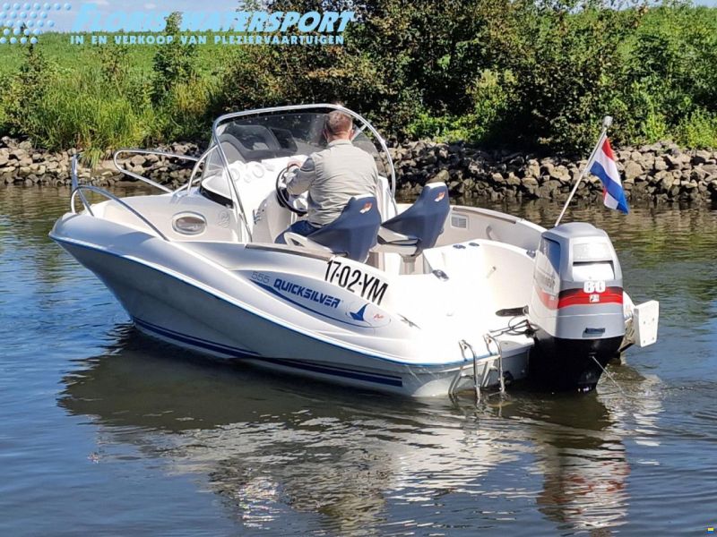 Quicksilver Activ 555