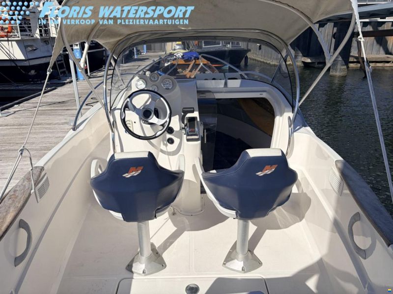 Quicksilver Activ 555