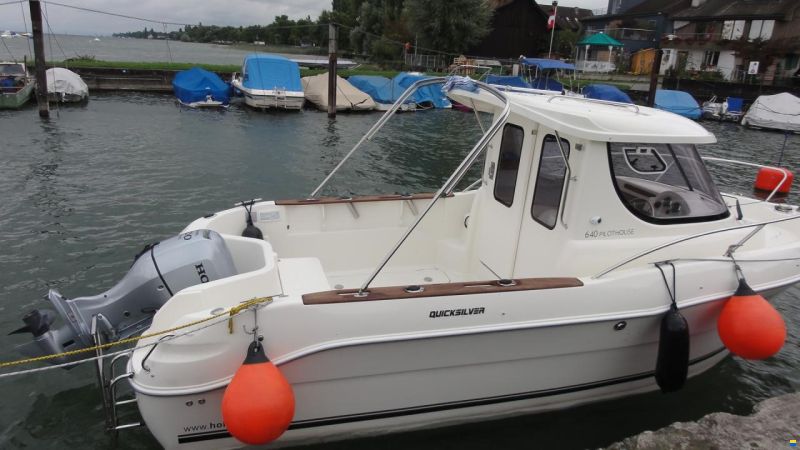 Quicksilver Pilothouse 640