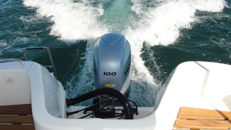 Quicksilver Pilothouse 640