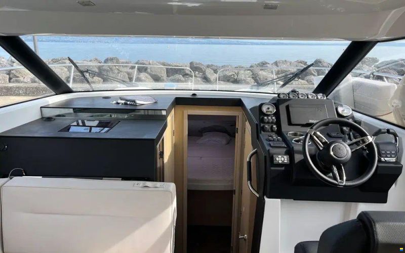 Jeanneau NC 37