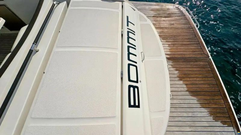 Sea Ray SLX 350