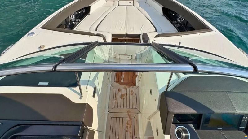 Sea Ray SLX 350