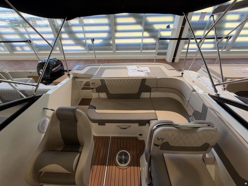 Bayliner VR5 CU