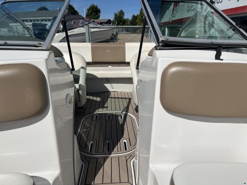Four Winns H180 med 135 hk Volvo Penta 135 hk 3,0L