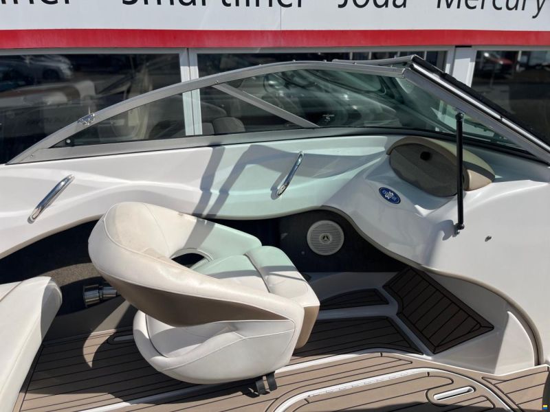 Four Winns H180 med 135 hk Volvo Penta 135 hk 3,0L
