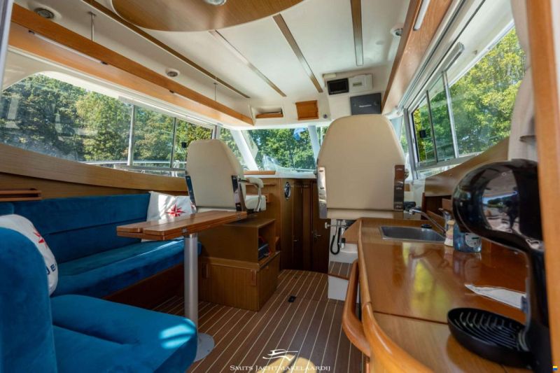 Jeanneau Merry Fisher 9.25 Flybridge