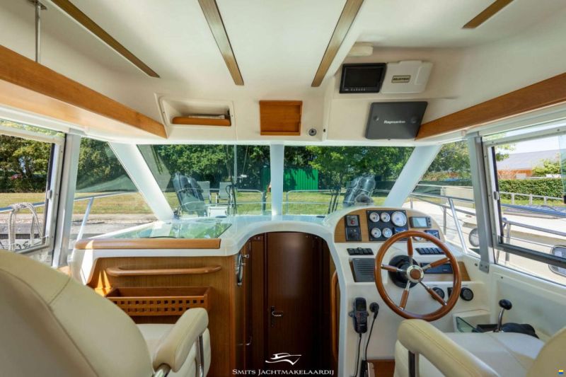 Jeanneau Merry Fisher 9.25 Flybridge