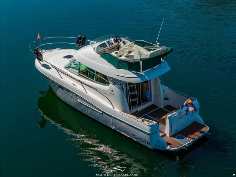 Jeanneau Merry Fisher 9.25 Flybridge