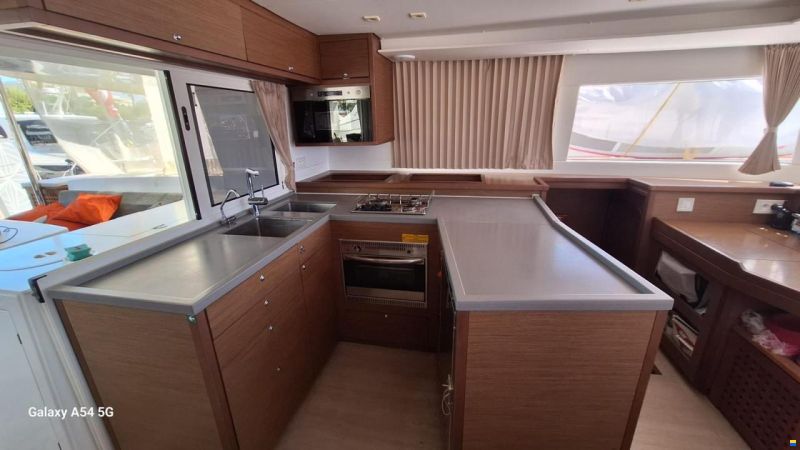 Lagoon 450 F