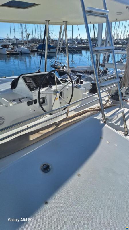 Lagoon 450 F