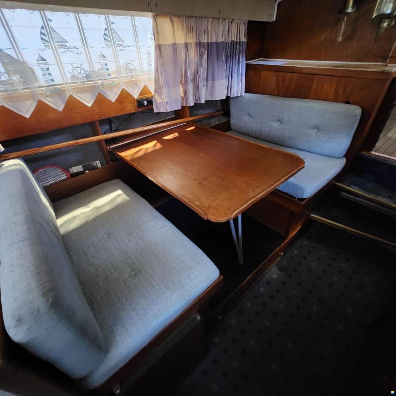 Marco Yachts 810 AK
