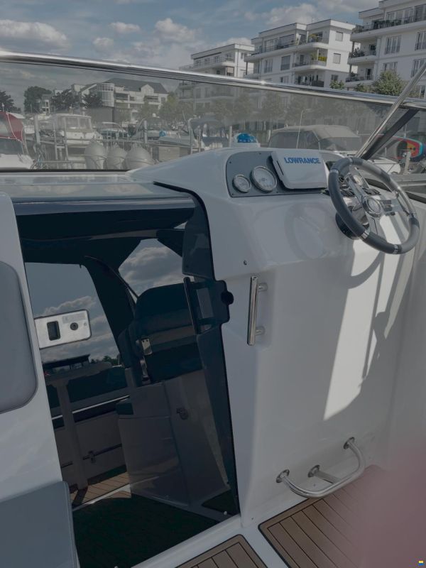 Saver 690 Cabin