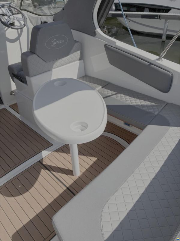 Saver 690 Cabin
