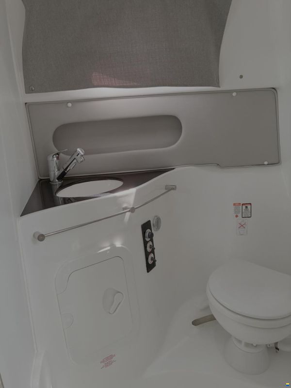 Saver 690 Cabin