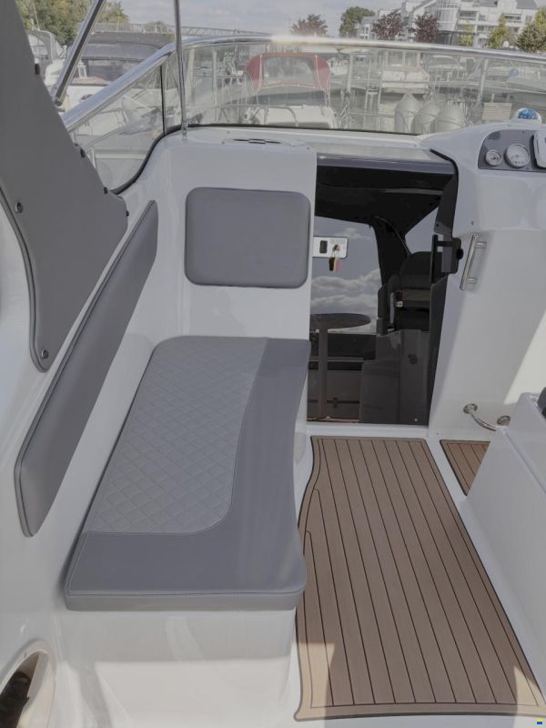 Saver 690 Cabin