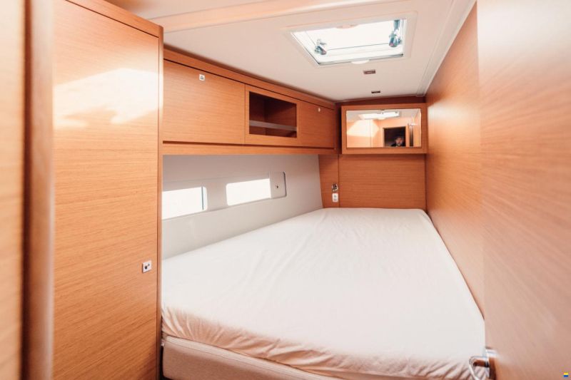 Dufour 530
