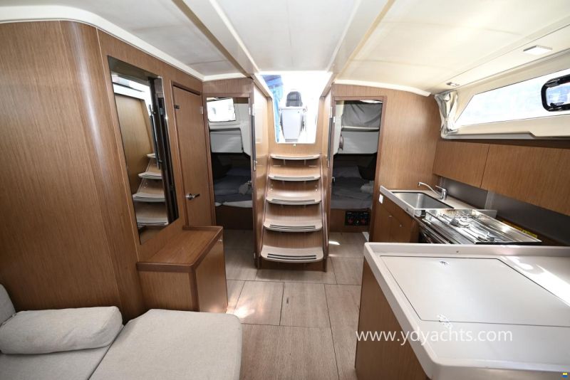 Beneteau Oceanis 41.1