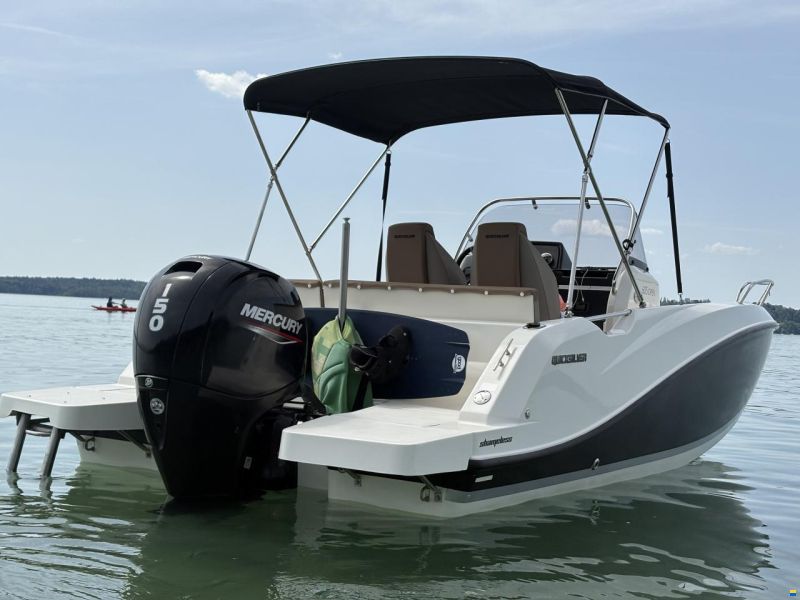 Quicksilver 605 Open