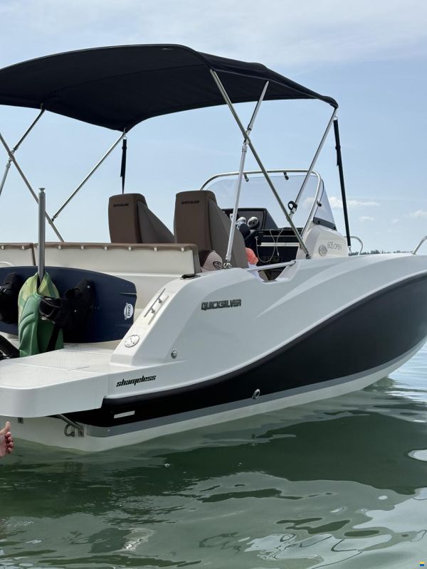 Quicksilver 605 Open
