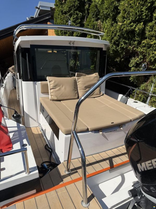 Axopar 28 Cabin / AC