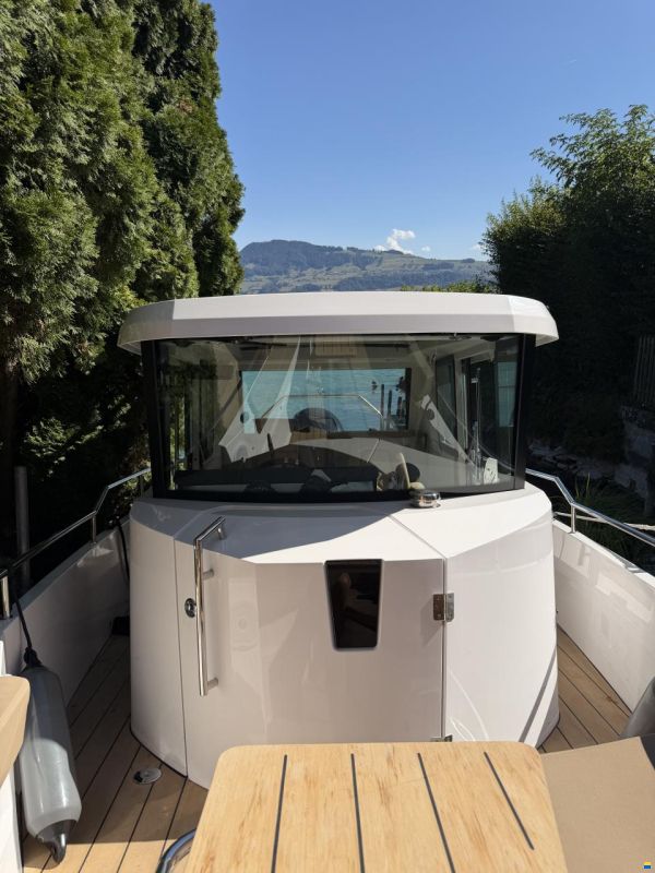 Axopar 28 Cabin / AC