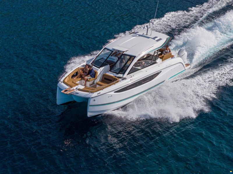 Jeanneau TH38