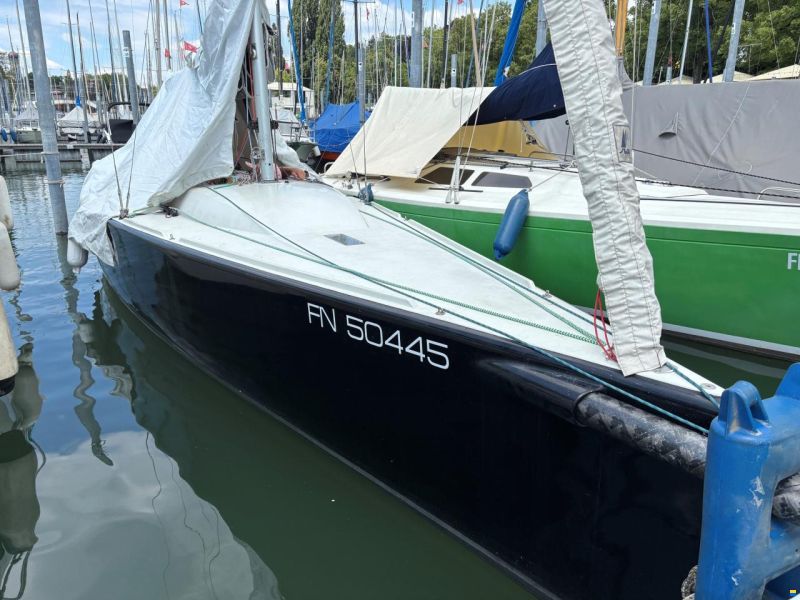 Schuchter Esse850