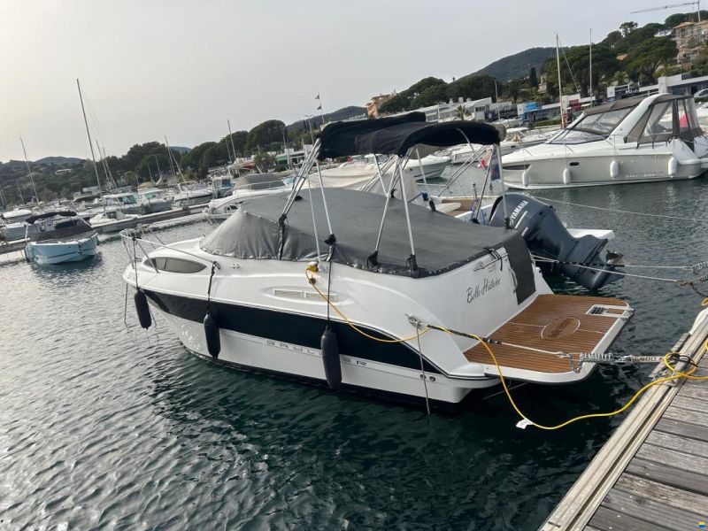 Bayliner 245 SB