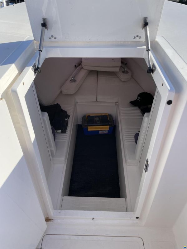 Aldhaen Craft 360 SF Cuddy