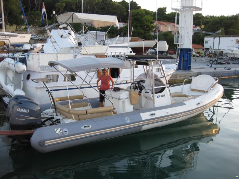Zodiac 2009 Zodiac Medline IV 850 — Twin Yamaha