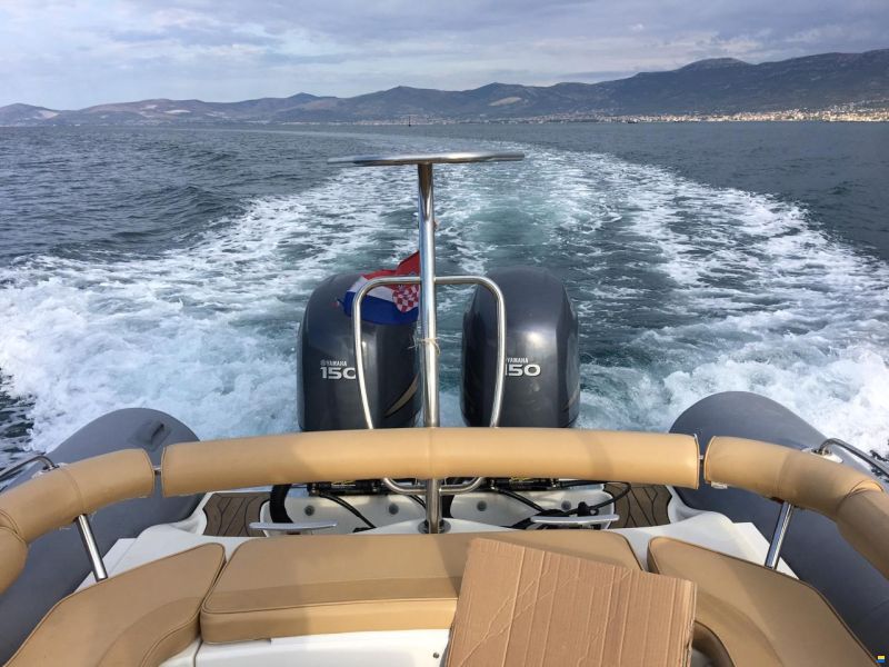Zodiac 2009 Zodiac Medline IV 850 — Twin Yamaha