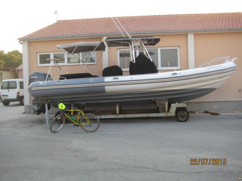 Zodiac 2009 Zodiac Medline IV 850 — Twin Yamaha