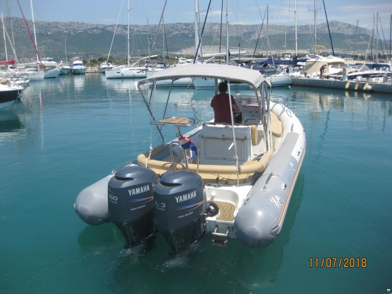 Zodiac 2009 Zodiac Medline IV 850 — Twin Yamaha