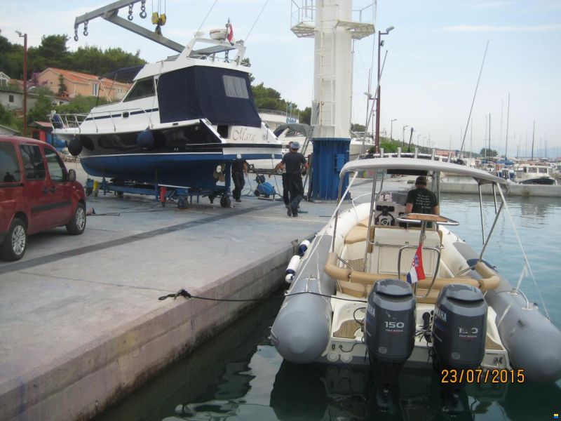 Zodiac 2009 Zodiac Medline IV 850 — Twin Yamaha