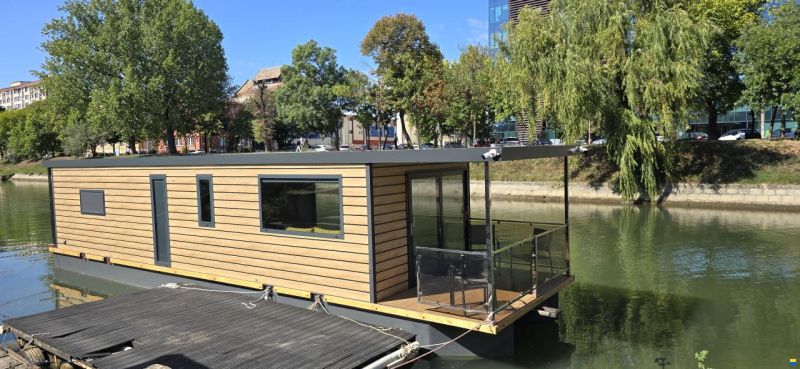 NAUTIA Hausboot L10