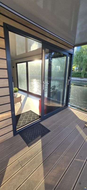 NAUTIA Hausboot L10
