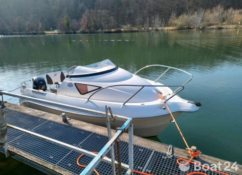Quicksilver Cabin 460 Cruiser