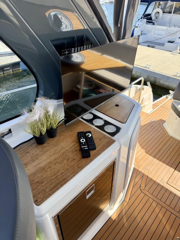 Bavaria S33 HT