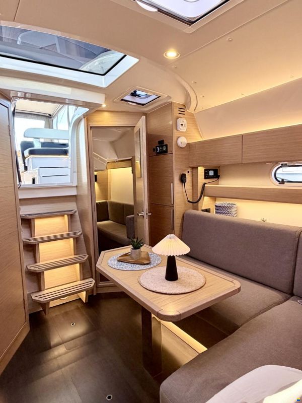 Bavaria S33 HT