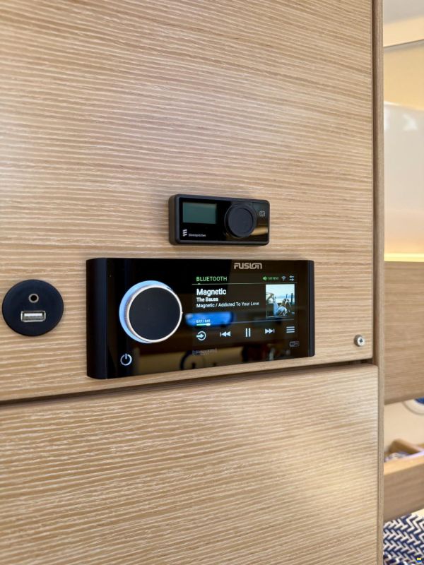 Bavaria S33 HT