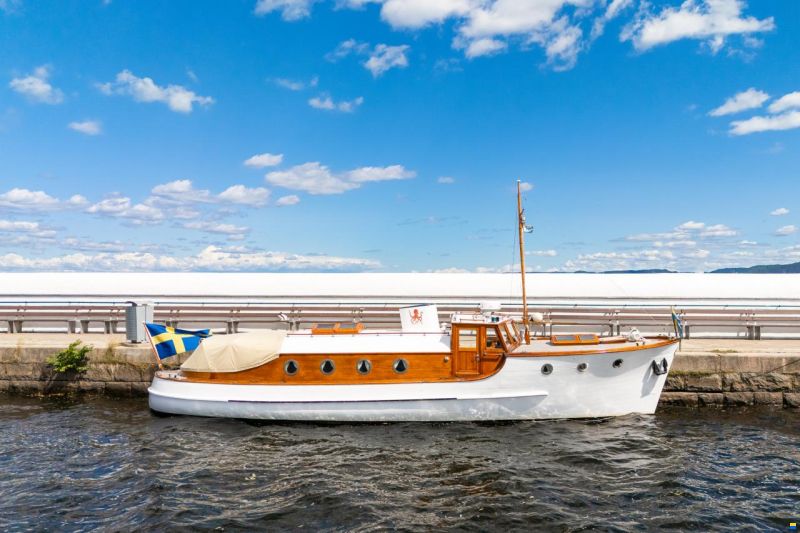 Nakskov Saloon Boat