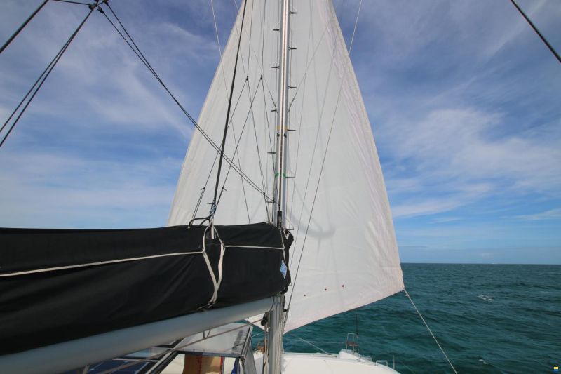 Lagoon 42