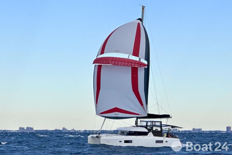 Lagoon 42