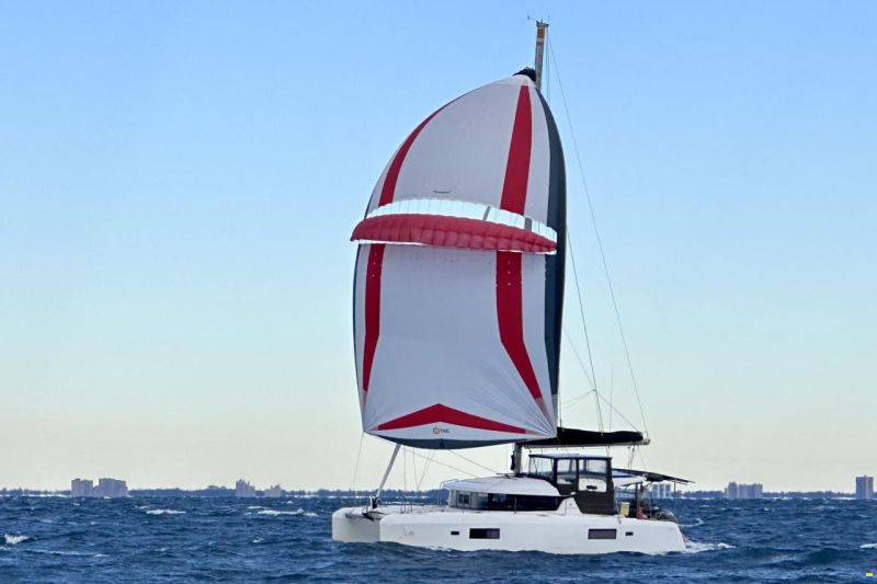 Lagoon 42