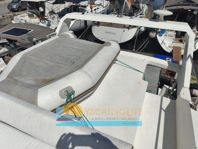 Azimut AZ 35
