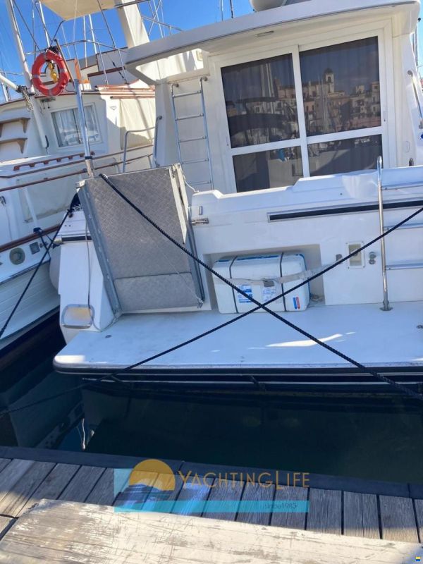 Azimut AZ 35