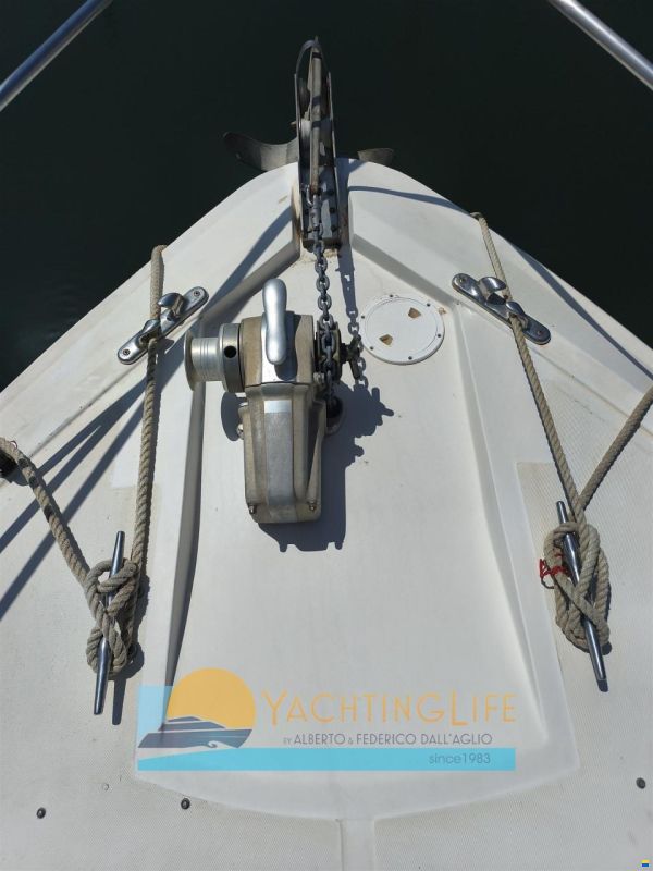 Azimut AZ 35